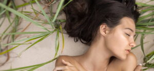 nude women with beautiful skin from adaptogenic beauty superfood use